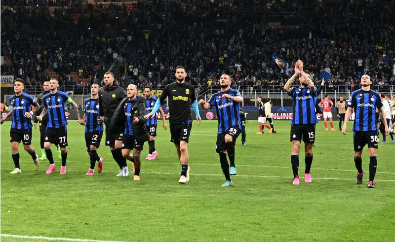 赛季此前的 赛季此前的