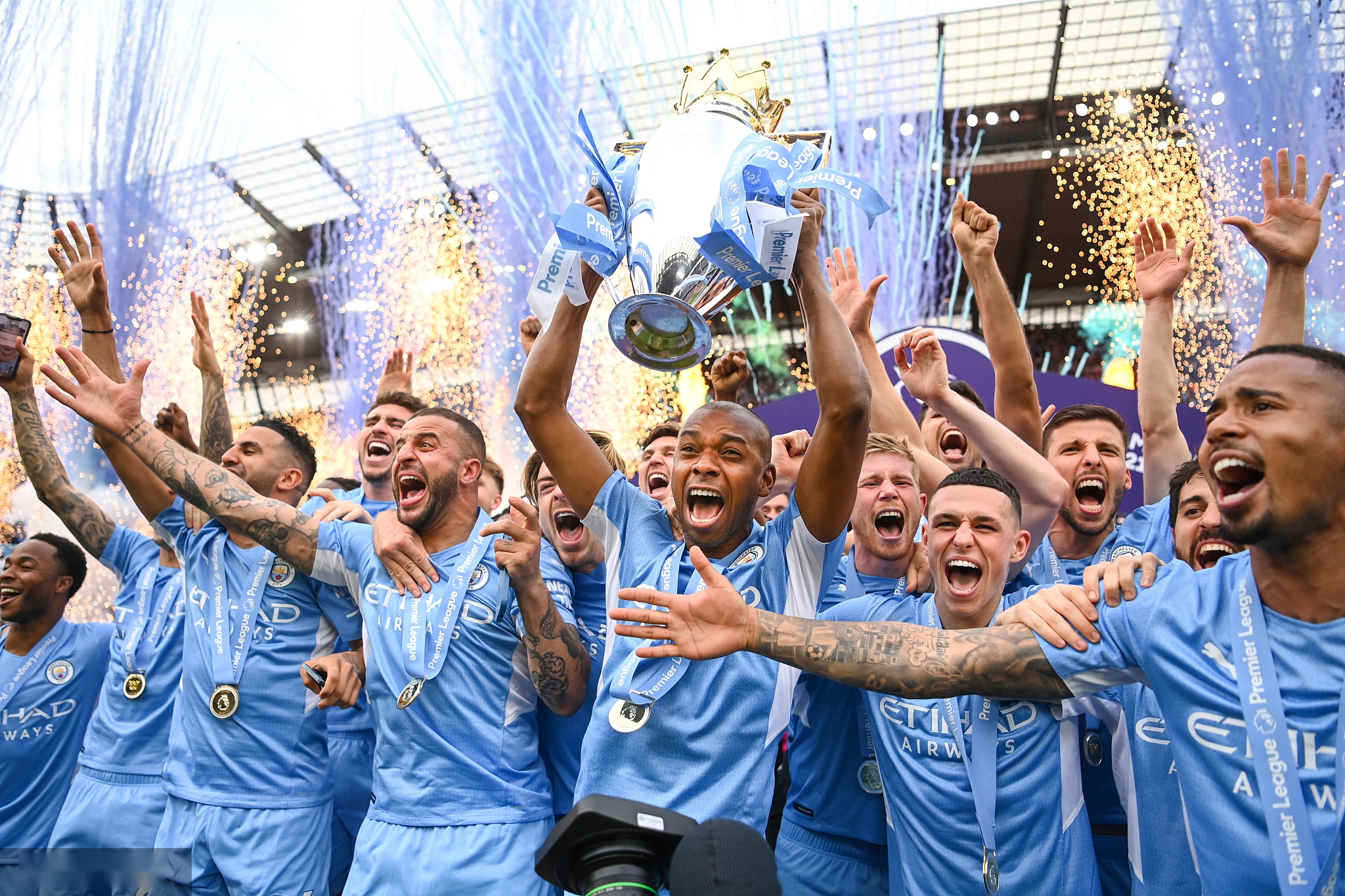 的表现并不 的表现并不